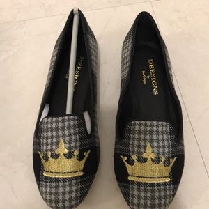 DEESIGNS by DEE OCLEPPO Crown plaid LOAFERS Size 7M. New in box.